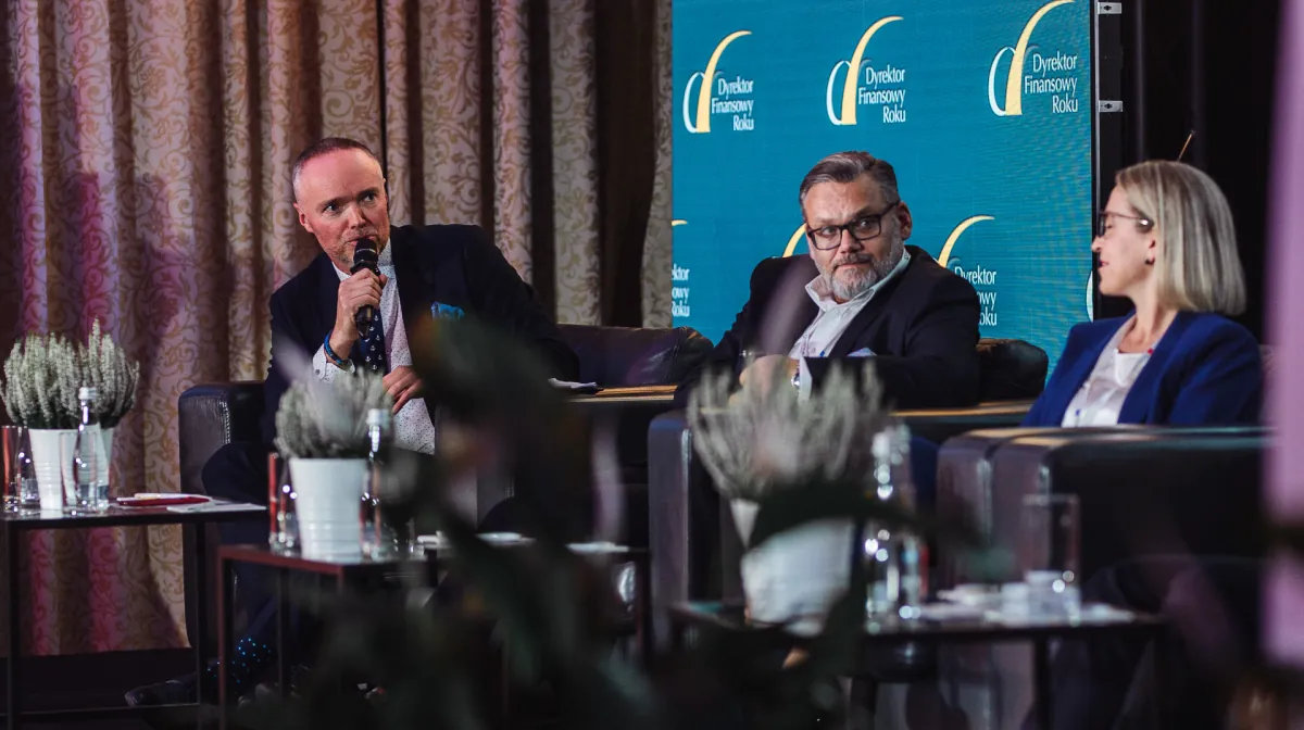 Konferansjer Krzysztof Janoś